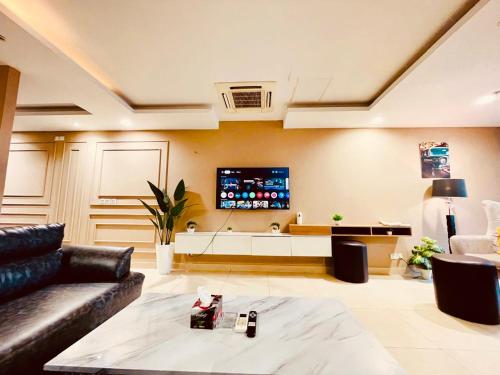 Grand Gate Away Suites - image 4
