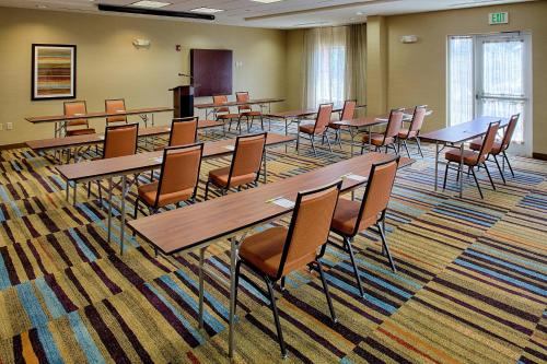Fairfield by Marriott Inn & Suites Atlanta McDonough - 회의실/연회장