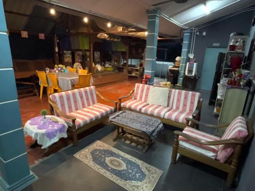 Warisan Homestay Kampung Chinchin in Jasin