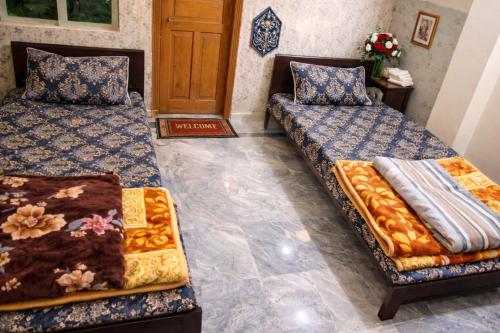 Alzahir GUESTHOUSE & HOTEL bharakahu - Srinagar