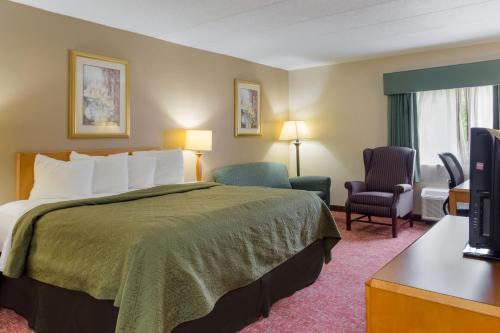 . All Seasons Inn & Suites Smithfield Providence