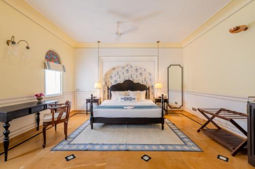 room detail thumbnail 0