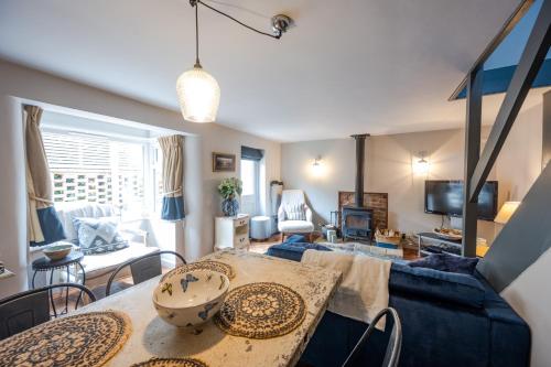 No33 HILLVIEW LODGE BOUTIQUE COTTAGE in Brancaster