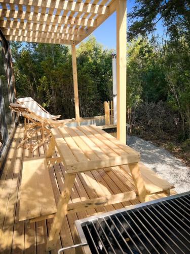Outscape Cabana en Lago Chapo con Hot Tub in Rio Del Sur