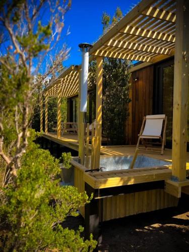 OUTSCAPE I Cabana Familiar En Lago Chapo con Hot Tub in Rio Del Sur