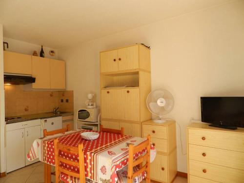 BO240-A09 Appartement Studio 4 couchages BORMES LES MIMOSAS - image 3