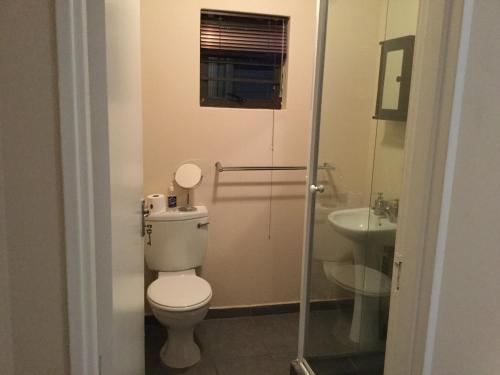 Twin/Double Room image 2