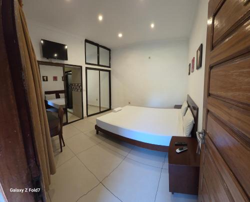 Hotel Nhungue & Shopping Lda in Tete