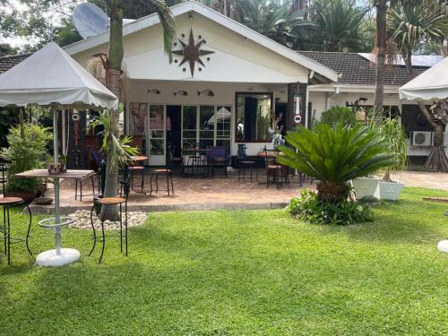 Sunshine Guest House in นิวแลนด์