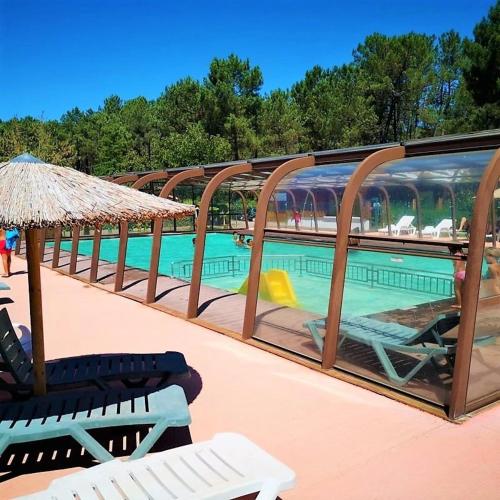Seadmed, ZEcamping 4 étoiles animé chiens acceptés familial piscine couverte (ZEcamping 4 etoiles anime chiens acceptes familial piscine couverte) in Leon
