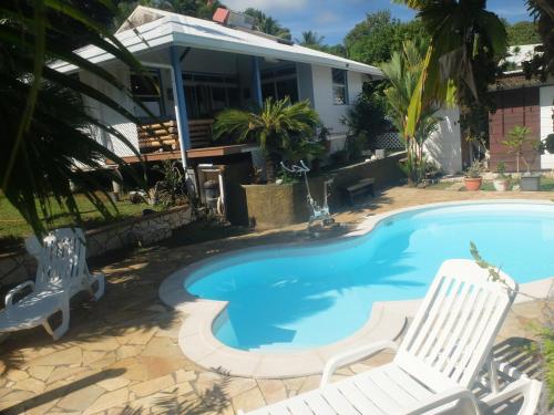 Villa Poeiti Tahiti pool and garden – khách sạn tại Mahina