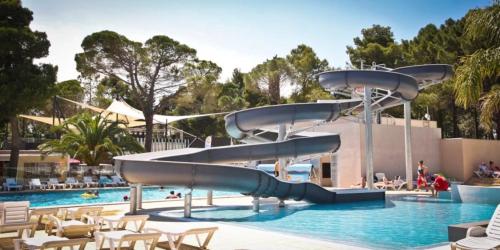 ZEcamping 4 étoiles avec animaux acceptés piscine chauffée à 4km de la plage - Camping - Argelès-sur-Mer