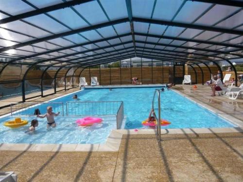 Camping 3 étoiles - Piscine - eehghh - Camping - Ploemeur