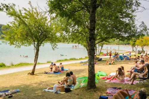 Iekārtas, Camping - Piscine - ccagfdb in Clairvaux-Les-Lacs