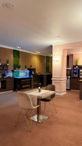 Astoria Hotel & SPA in 胡內多阿拉