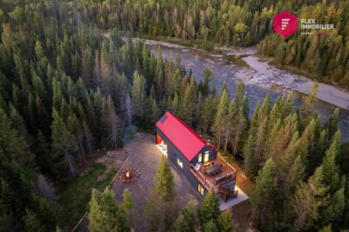 Le Singing Salmon de Bonaventure - Chalet autonome Bord de rivière - Gaspésie (Le Singing Salmon de Bonaventure - Chalet autonome Bord de riviere - Gaspesie) in Bonaventure (Québec)