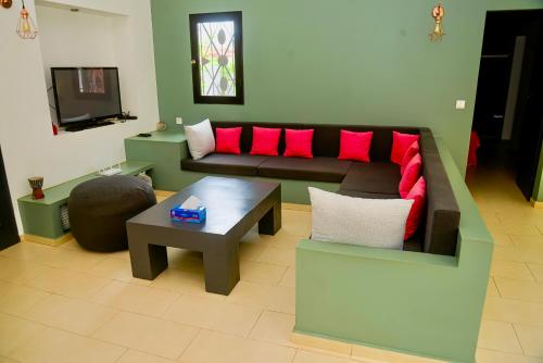 La Villa Boabab, meublée et équipée (La Villa Boabab, meublee et equipee) in Sintian