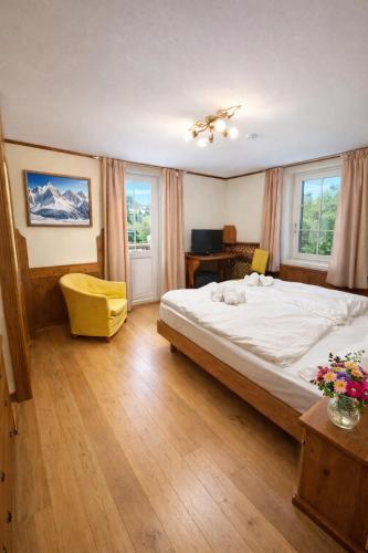 room detail thumbnail 0