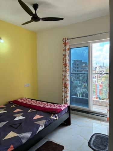 1BHK Fully Furnished Flat - image 5