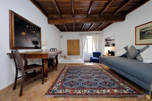 Colosseum Comfort Studio by Halldis