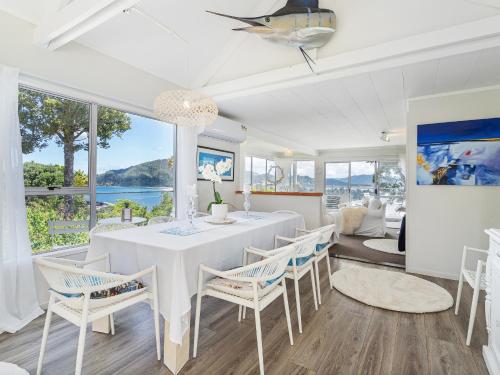 Vista Exterior, Panoramic Views on Paku - Tairua Family Retreat in Tairua