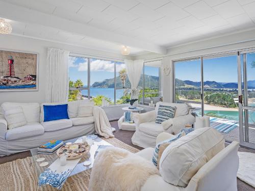 Vista Exterior, Panoramic Views on Paku - Tairua Family Retreat in Tairua