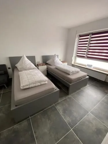 Moderne 2 Zimmer Wohnung Küche und Bad im Zentrum in Merzig, Deutschland