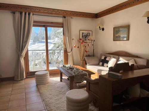 Très bel appartement avec vue exceptionnelle et piscine intérieure dans la résidence