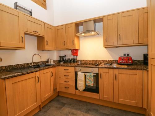 Newlands Fell Cottage - image 3