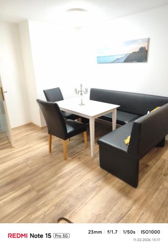 Komplettes Appartement mit separatem Eingang in 格拉德貝克