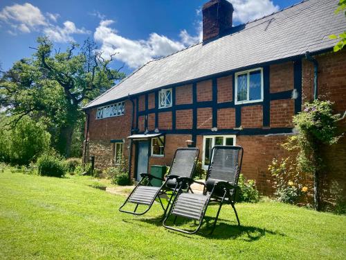 Historic Tudor House in rural Hereford - inc breakfast in Wellington (Herefordshire)