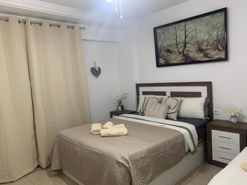 Estudiotel Heart of Alicante with sea view 4