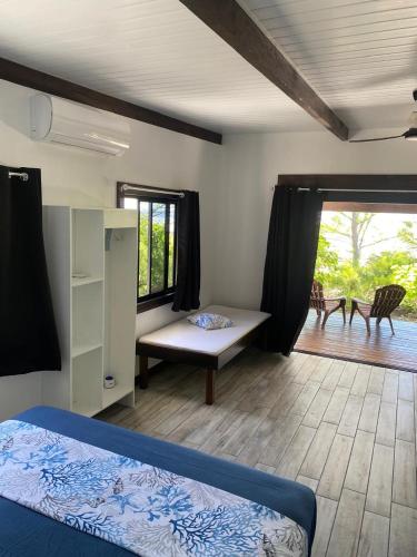Rangiroa Reef Lodge in Rangiroa