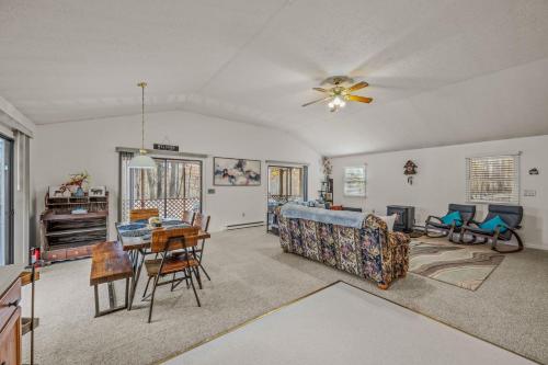 Namba Cabin - Our Cabin in Morton Grove, USA