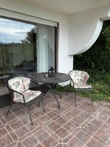 Modernes Apartment mit 180° Bergblick in Buchenberg