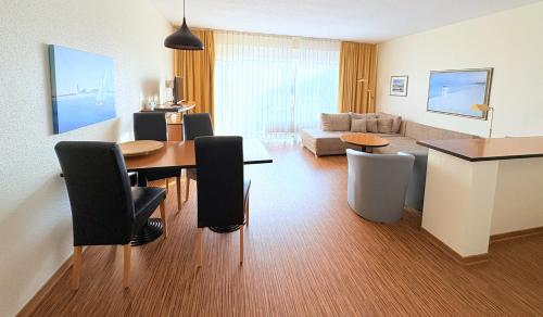 Boddenhof Apartment 48 - Terrasse für Hundefreunde in Göhren, Deutschland