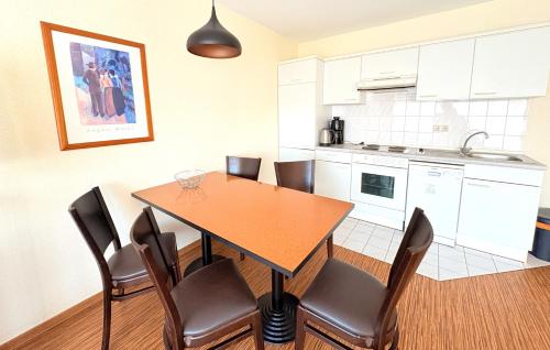 virtuve, Boddenhof Apartment 52 - Balkon, hundefreundlich in Buschvitz