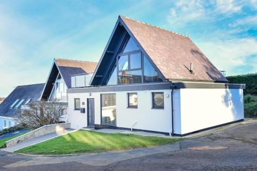 3 Bed in Pwllheli oc-86caed