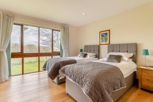 Iekārtas, 2 Bed in Caersws oc-waa322 in Trefeglwys