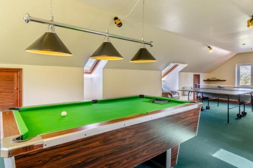Iekārtas, 4 Bed in Caersws oc-waa321 in Trefeglwys
