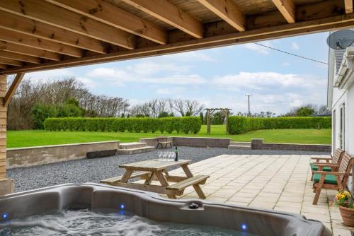 5 Bed in Bryncroes oc-llecyn, Pwllheli