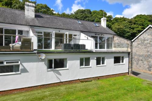 Facilities, 2 Bed in Llanbedrog oc-5glyny in Llanbedrog