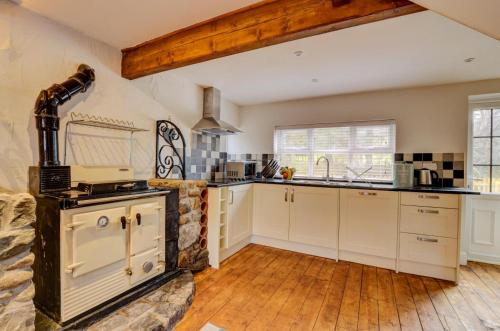 Iekārtas, 3 Bed in Llanrhychwyn oc-wag577 in Trefriw