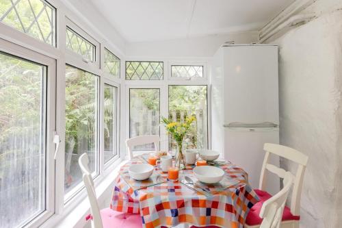 Iekārtas, 3 Bed in Bala oc-waf247 in Llangwm (Conwy)
