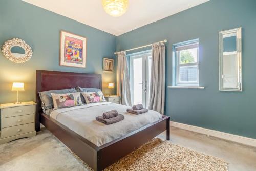 Facilities, 2 Bed in Bentley oc-thpo in Capel St Mary