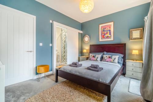 Facilities, 2 Bed in Bentley oc-thpo in Capel St Mary