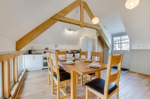 Iekārtas, 9 Bed in Broadhempston oc-bclowe in Broadhempston