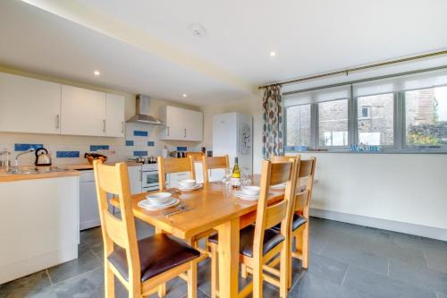 Iekārtas, 9 Bed in Broadhempston oc-bclowe in Broadhempston