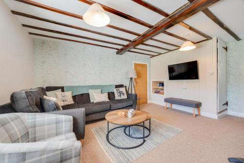 Iekārtas, 4 Bed in Welshpool oc-wab267 in Lanerfaila
