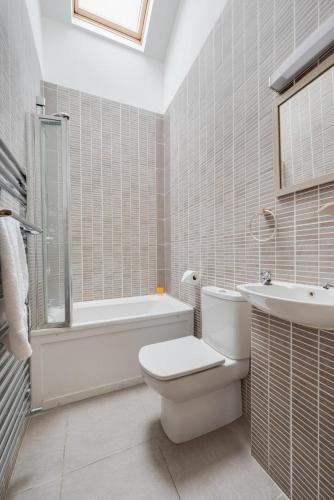 2 Bed in Holt oc-2274 - Tap to explore photos